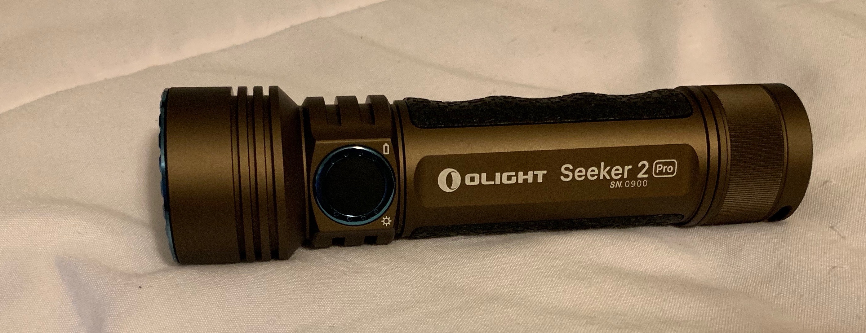 Recensione] - Olight Seeker 2 Pro - 3200lm 21700 USB - by Lock