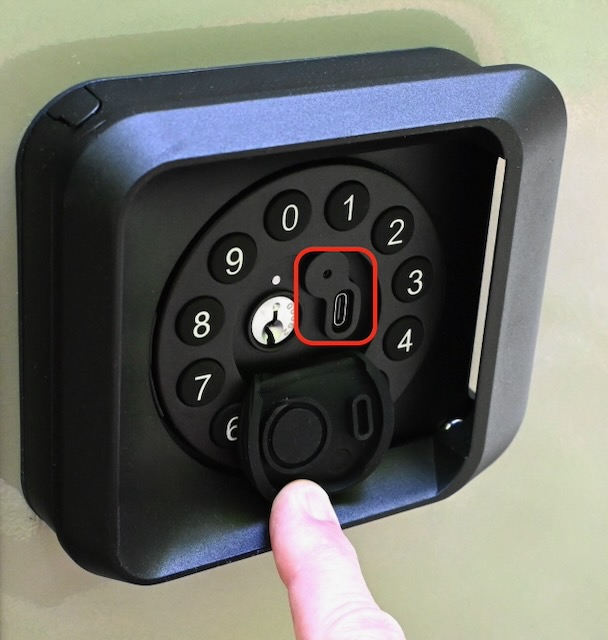 RV Lock Onnais